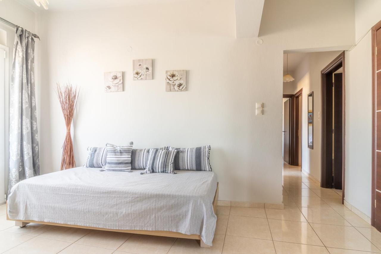 Spacious House With Seaview Candia Esterno foto